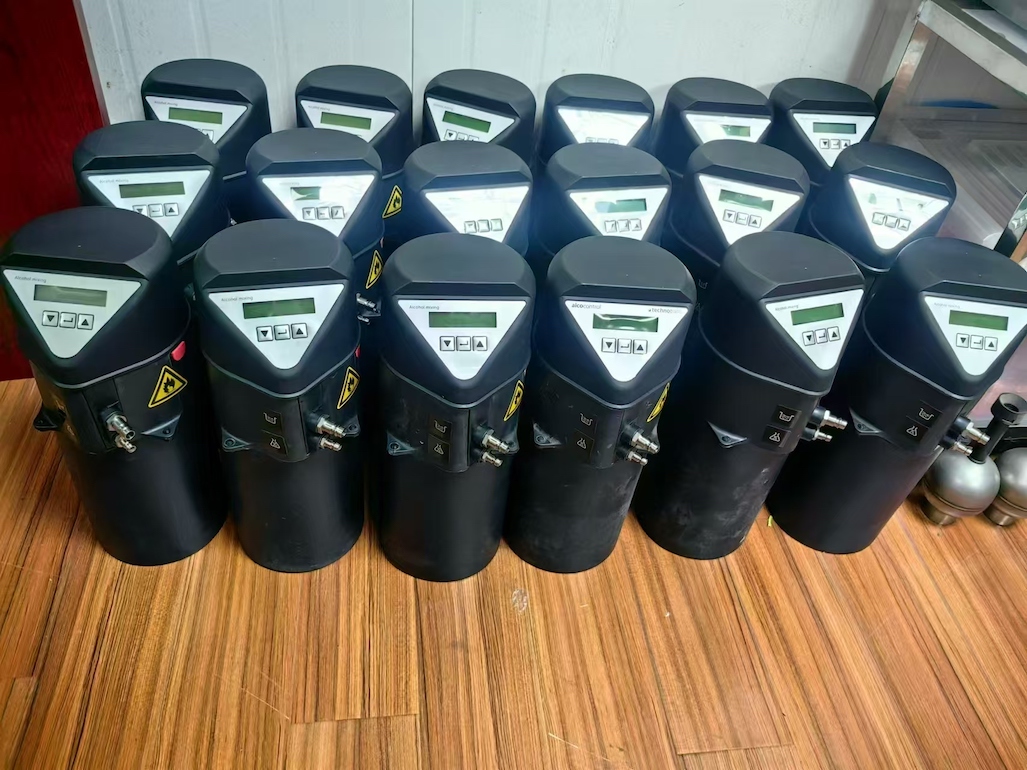 Technotrans water tank